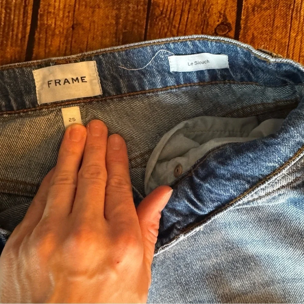 FRAME Le Slouch Girlfriend Jeans • Light Wash • Size 25 - Picture 2 of 4